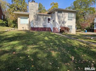 1812 Pace Ave, Mount Vernon, IL 62864