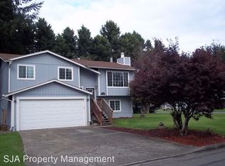 32206 Queens Ct, Carnation, WA 98014