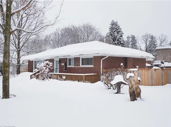 196 John St, Centre Wellington, ON N0B 1S0