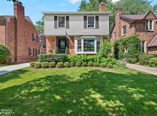 357 McMillan Rd, Grosse Pointe Farms, MI 48236