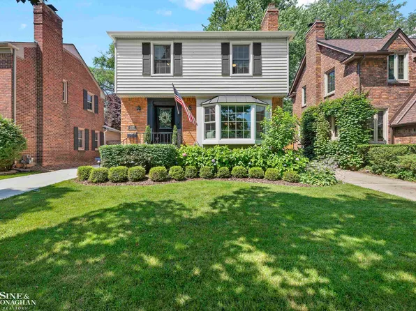 357 McMillan Rd, Grosse Pointe Farms, MI 48236