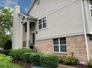 9226 Waterfall Glen Blvd, Darien, IL 60561
