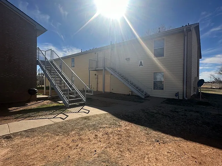 Echols 1500 - Sedona Apartments — Photo 2