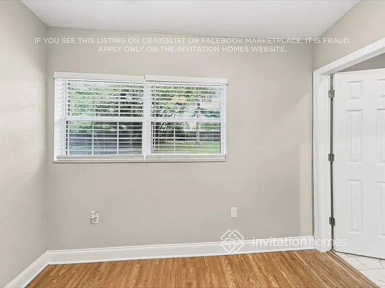 3621 Sutton Dr — Photo 7