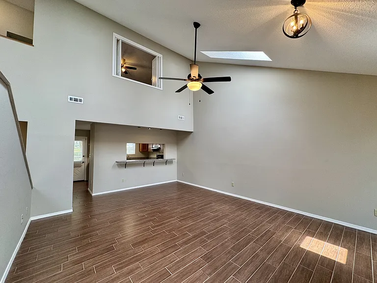 205 Chota View Cir — Photo 2