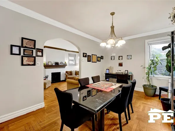 1743 East 33rd Street image 7 of 34