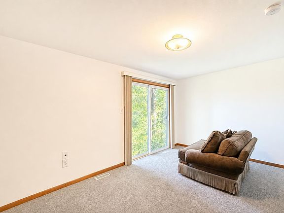 3rd image of 8649 Hidden Lake Dr