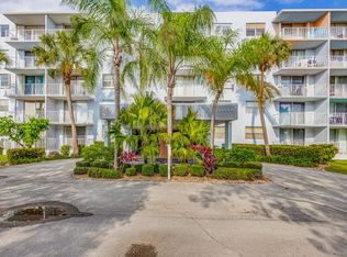 480 Executive Center Dr APT 1I, West Palm Beach, FL 33401
