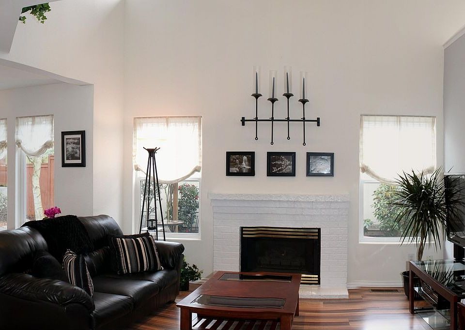 1st image of 4405 Canonbury Ln SE