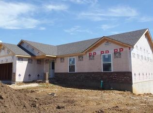 447 Meadow Spring Dr, Troy, MO 63379