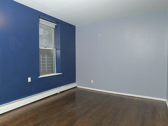 3rd image of 1717 E 14th St