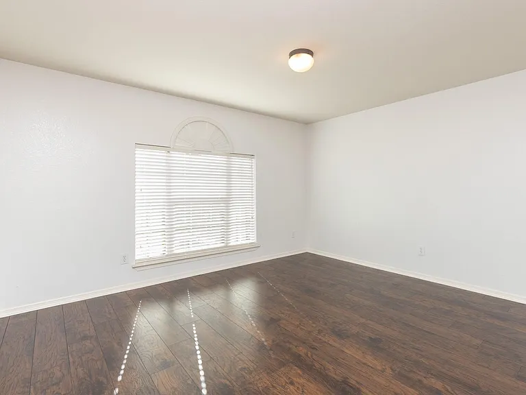18611 Polo Meadow Dr — Photo 43