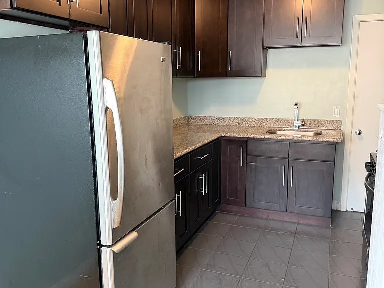 1545 Kirkham St #1 — Photo 7