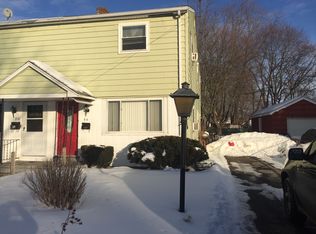 90 McGrath Ct, Stratford, CT 06615