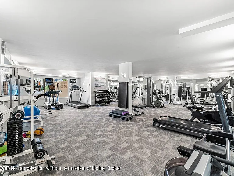 130 Sunrise Ave #616 — Photo 31