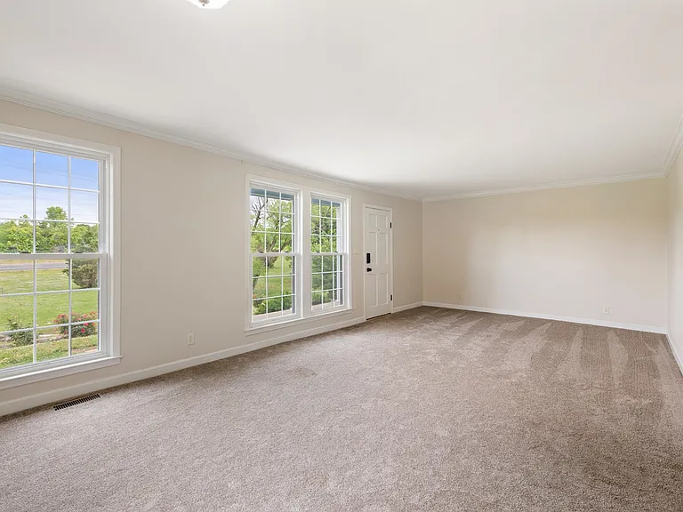 2541 Mooresville Hwy — Photo 8