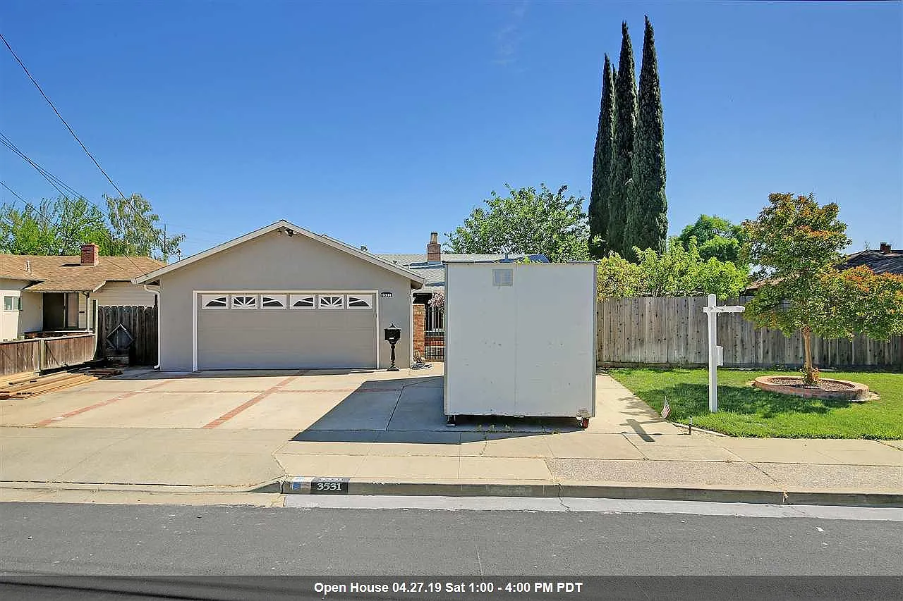 3531 Murphy St photo 1