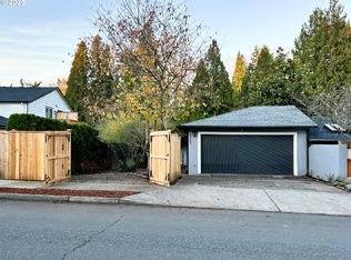 3545 SE 1st St, Gresham, OR 97080