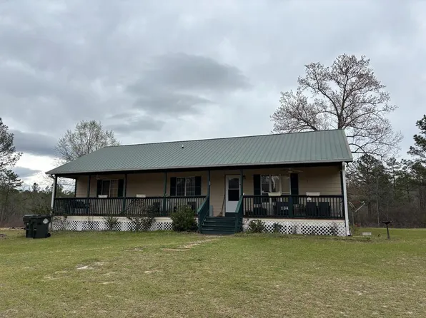 300 Harmony Ln, Box Springs, GA 31801