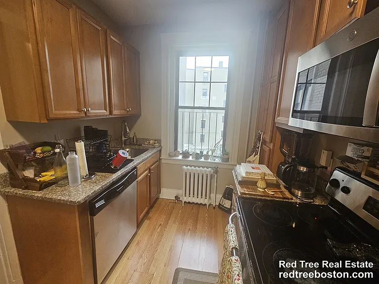370 Chestnut Hill Ave #35 — Photo 9