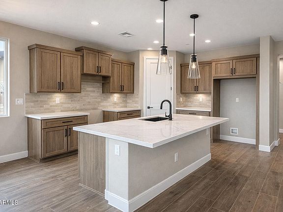 2nd image of 1015 Lee Mountain Road