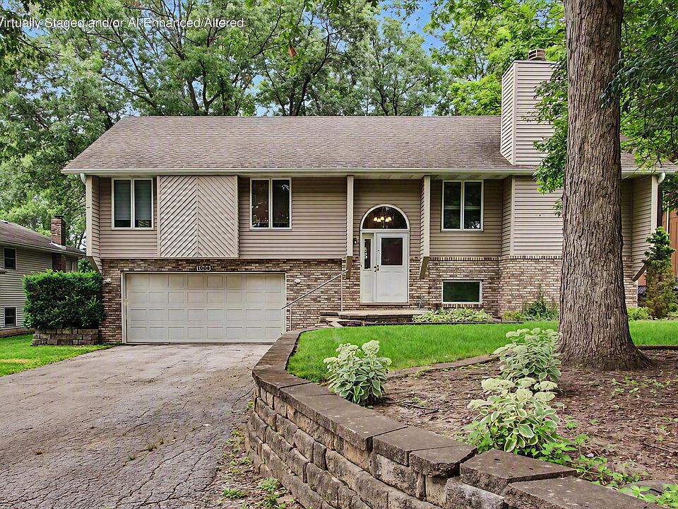 1st image of 1964 Loganberry Ln