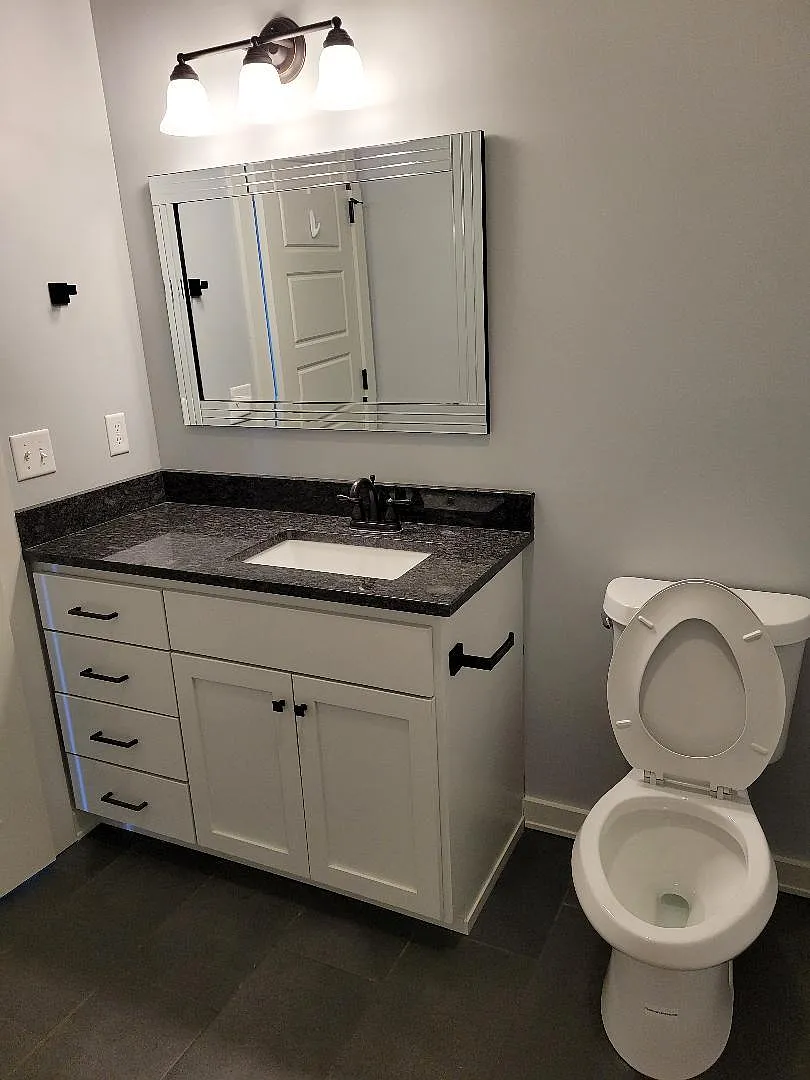 5 bed, 3218 sqft, $5,000 — Photo 4