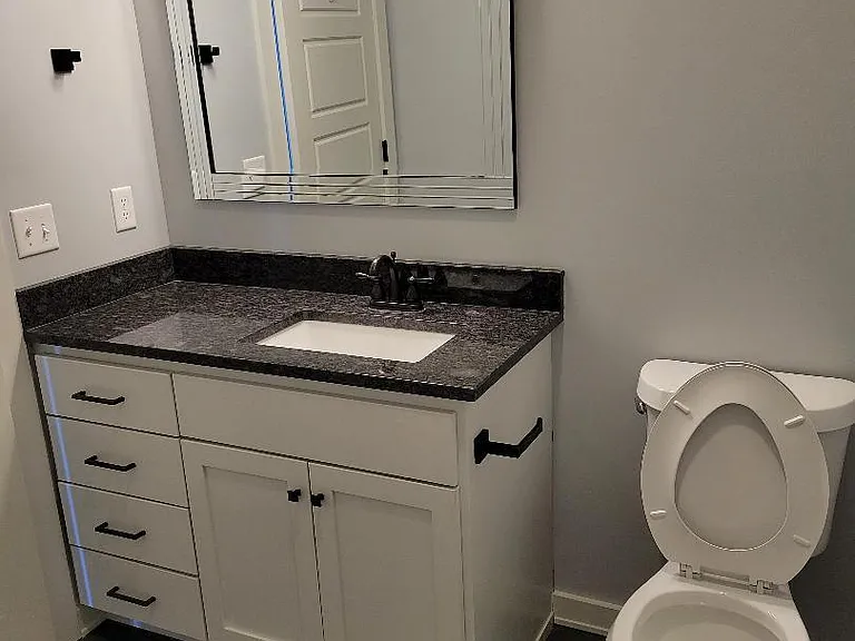 418 Freemont Dr — Photo 10