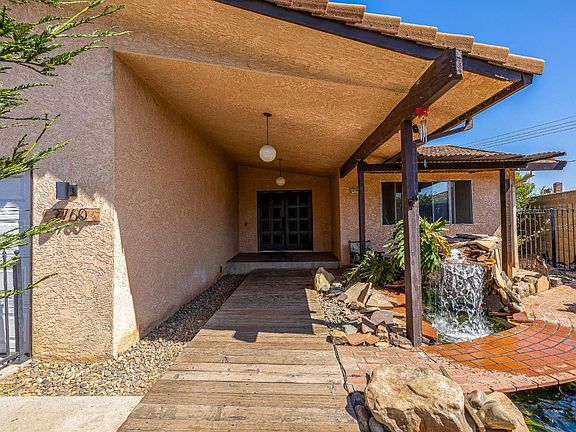 2nd image of 2760 Brooks Ct