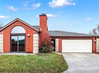 2060 Oak Run, Indianapolis, IN