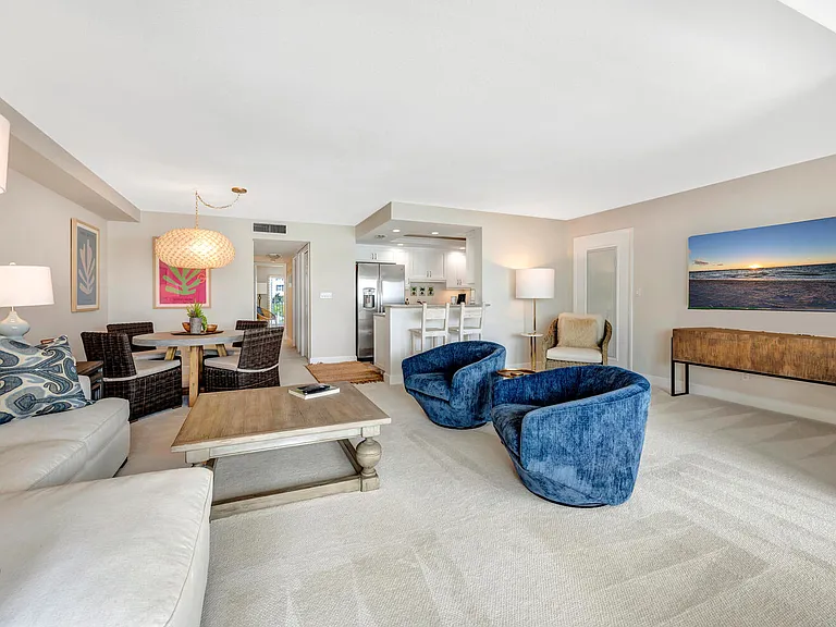 2800 Gulf Shore Blvd N #304 — Photo 6
