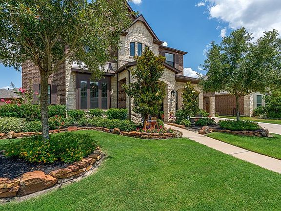 3rd image of 10514 Trinity Springs Dr