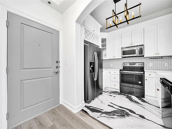 2nd image of 3445 Stratford Rd NE APT 805
