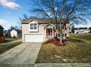 681 Ballantrae Dr, Wentzville, MO 63385