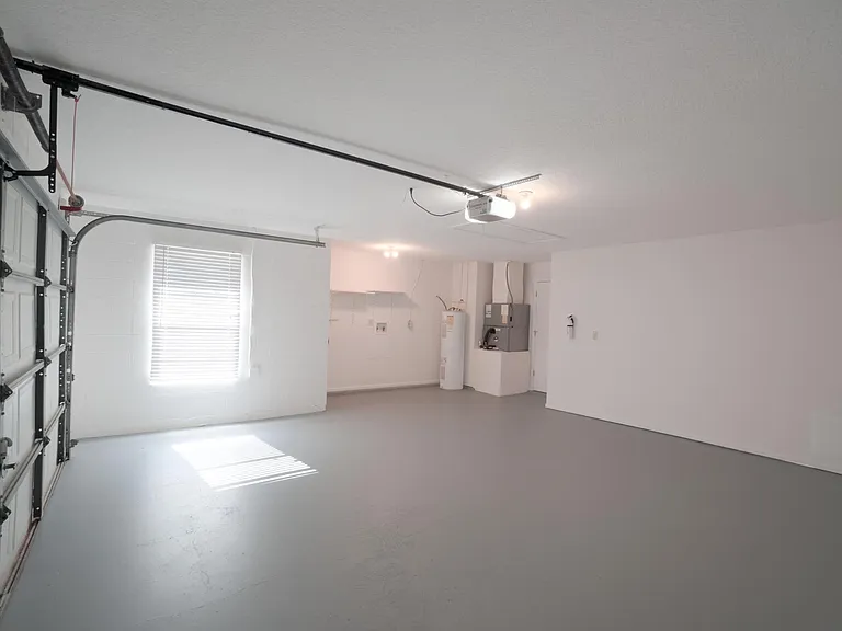 902 Whisler Ct — Photo 20