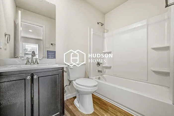 708 S 24th St #B — Photo 7