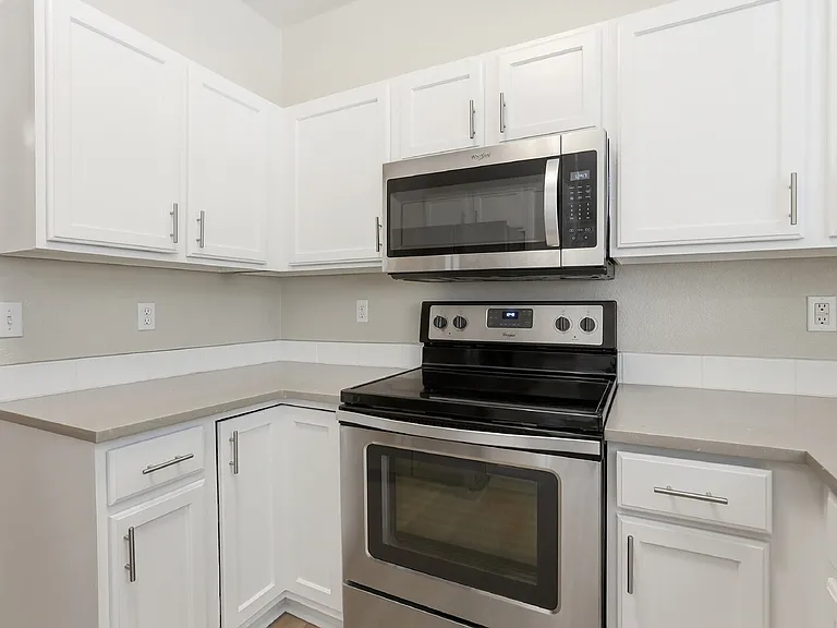 241 N Quari St — Photo 13