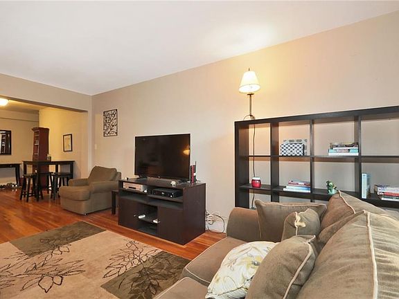 3rd image of 4315 Webster Ave APT 6B