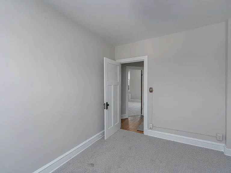4244 Shamrock Ave — Photo 14