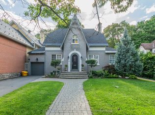 60 Goulburn Ave, Ottawa, ON K1N 8C8