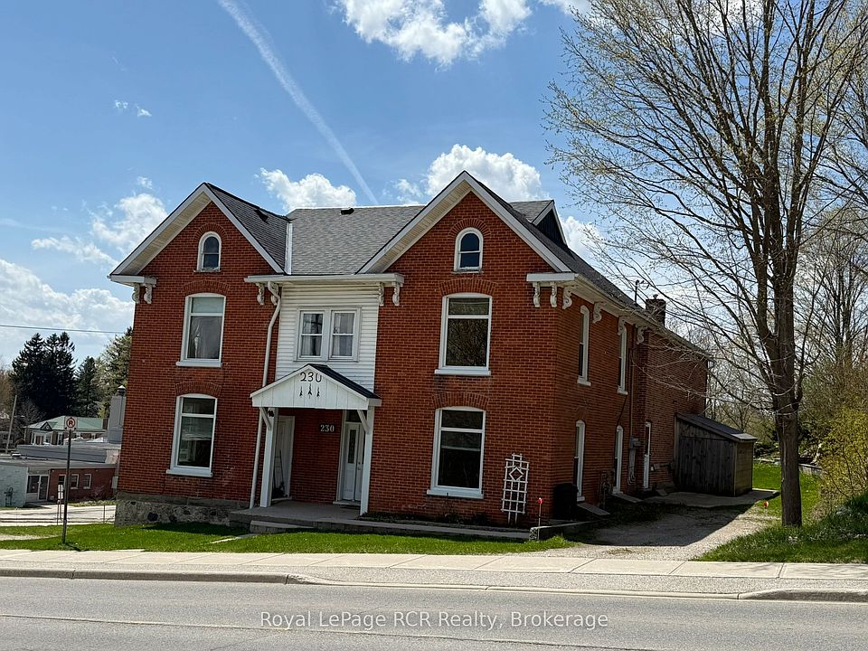 1st image of 230 Garafraxa St N