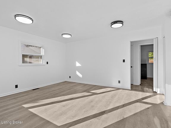 4th image of 3722 Rouge Way