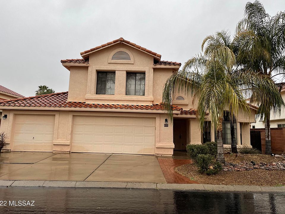 1st image of 832 W Annandale Way