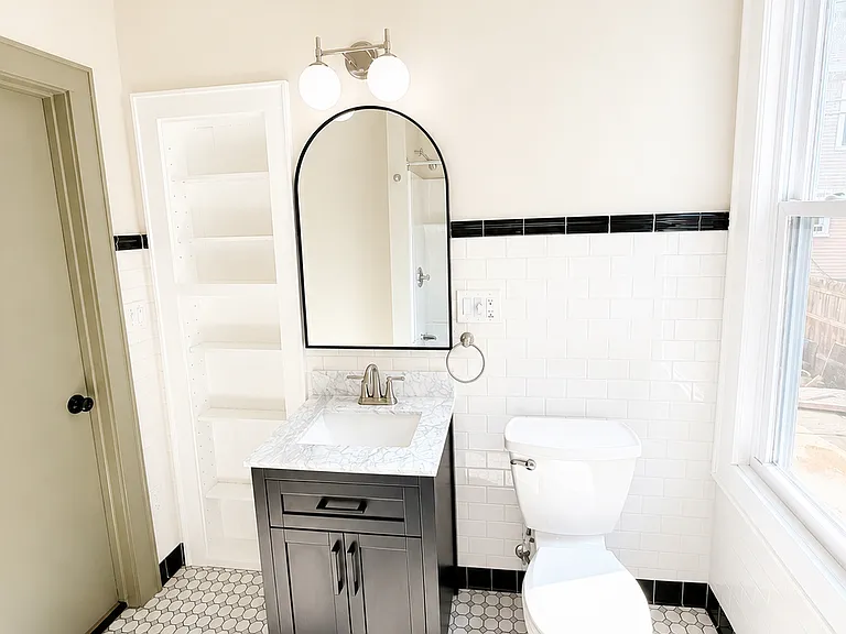 313 E Oklahoma Ave #A — Photo 4