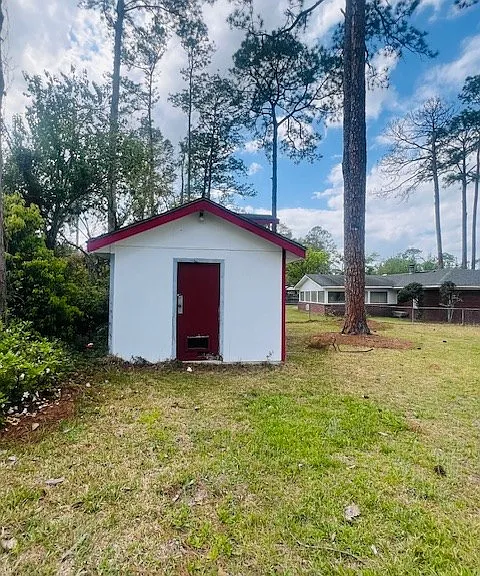 908 Habersham Rd — Photo 14