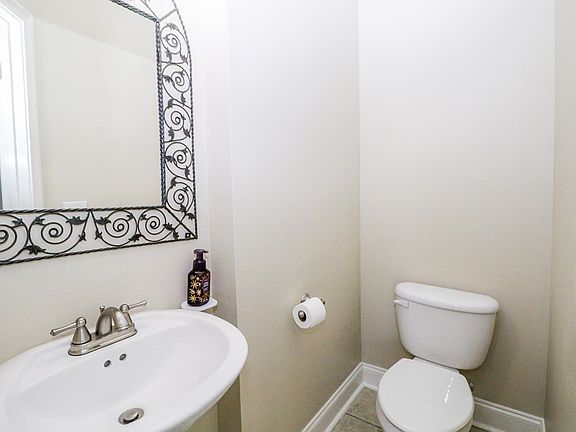 5th image of 221 Private Road 3049