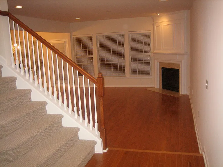 306 Shady Creek Ln — Photo 9