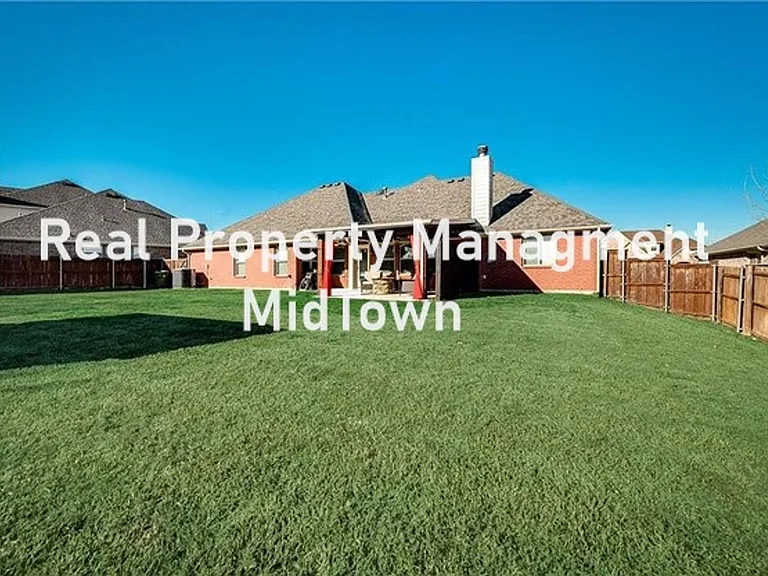 1105 Sunland Ct — Photo 23