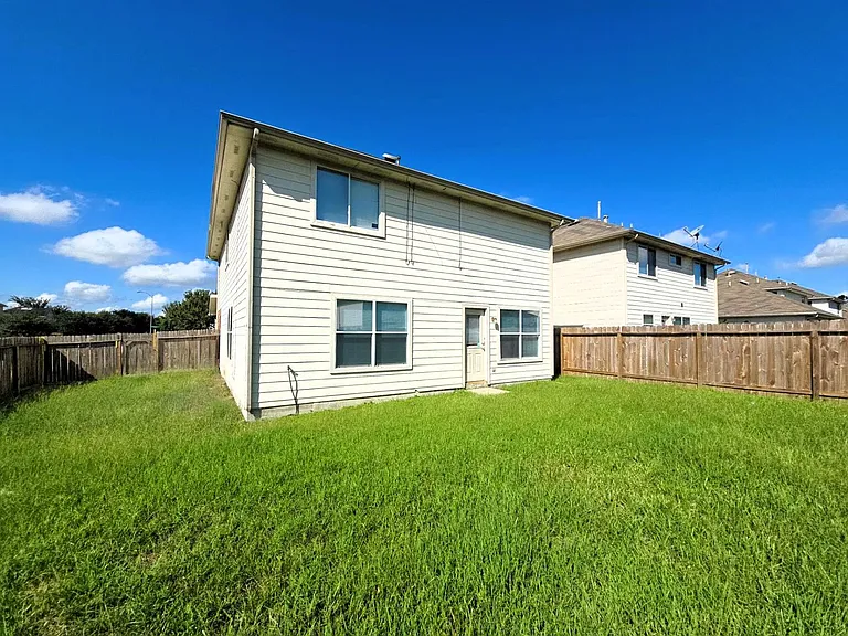21802 Westfield Ridge Dr — Photo 35