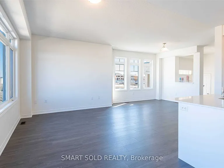 73 Greer St — Photo 5